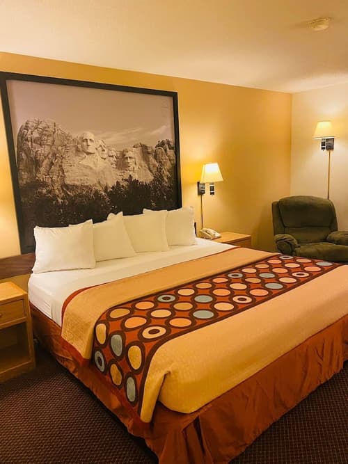 Super 8 by Wyndham Hot Springs, Room