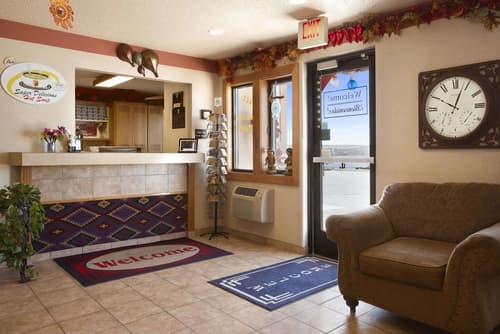 Super 8 by Wyndham Las Vegas, Lobby