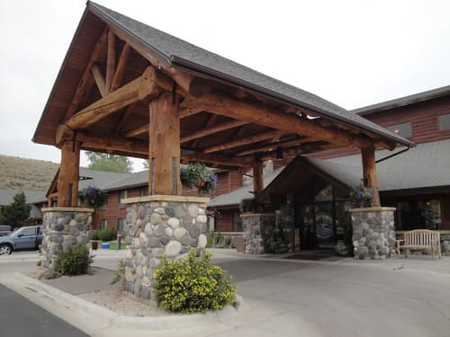 AmericInn by Wyndham Cody, Property entrance