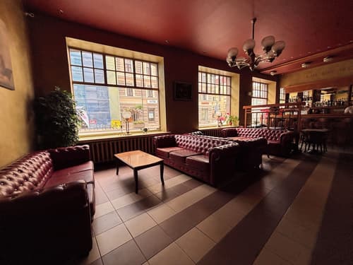 Viktorija Hotel, Reception