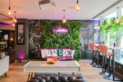 Mercure London Bridge, Lobby sitting area