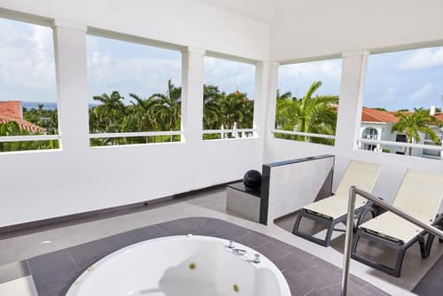 Hotel Riu Palace Mexico - All Inclusive, Jetted tub