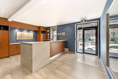 Quality Inn Centre-Ville, Lobby
