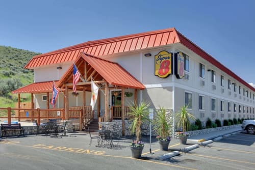 Super 8 by Wyndham Cody, Primary image