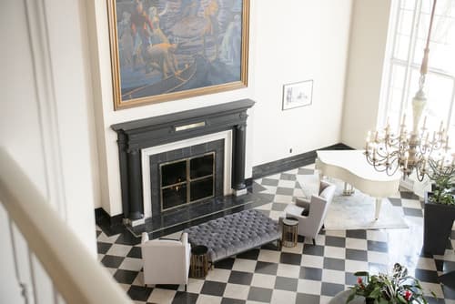 The Queensbury Hotel, Lobby sitting area