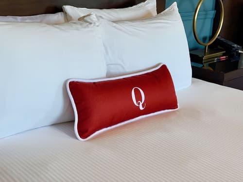 The Queensbury Hotel, Room