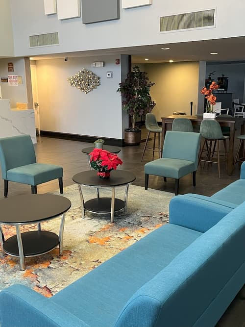 Grand Hotel Orlando at Universal Blvd - Shuttle to Theme Parks, Lobby sitting area