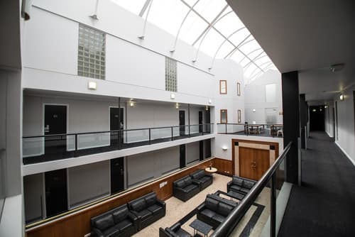 Madison Capital Executive Apartments, Lobby sitting area