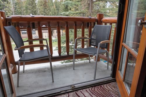 Banff Caribou Lodge and Spa, Terrace/patio