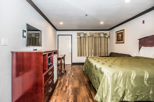 Americas Best Value Inn Ft. Worth, Room