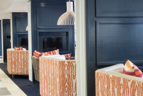 Courtyard Charleston Waterfront by Marriott, Lobby lounge