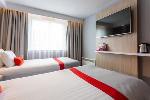 Holiday Inn Express Glasgow - City Ctr Theatreland by IHG, Room