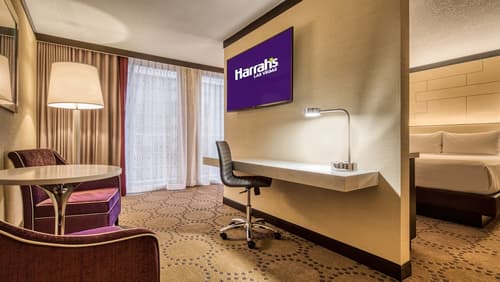 Harrah’s Las Vegas – A Caesars Rewards Destination, Room