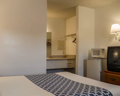 Econo Lodge Crystal River, Room