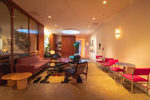 The Frederick Hotel, Lobby lounge