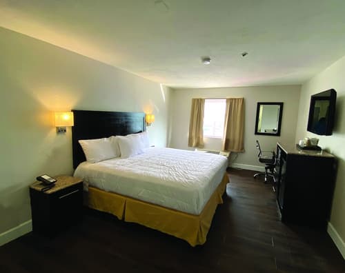 Baymont by Wyndham Del Rio, Room