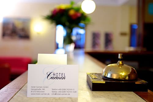 Hotel Carmen, Check-in/check-out kiosk