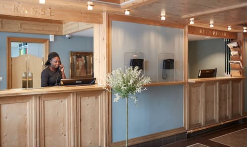 Living Hotel am Deutschen Museum, Check-in/check-out kiosk