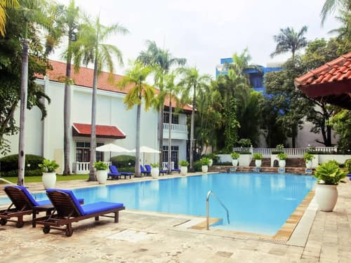 Hotel Majapahit Surabaya - MGallery, Pool