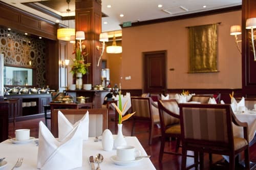 Hotel Majapahit Surabaya - MGallery, Breakfast area