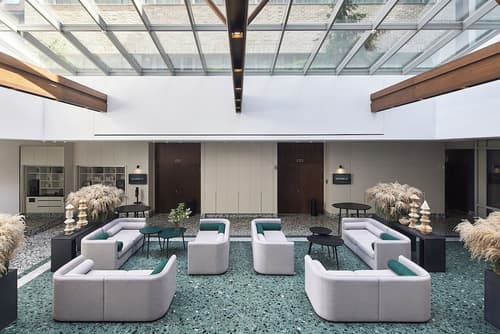 Neringa Hotel, Lobby sitting area