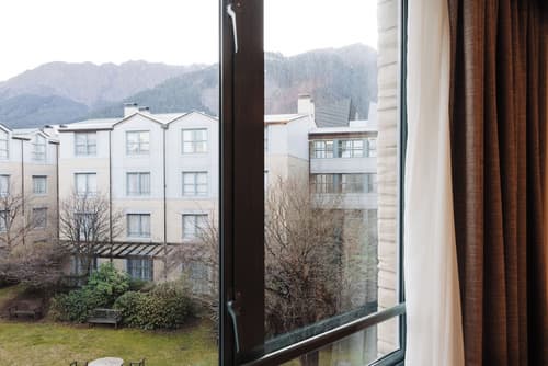Millennium Hotel Queenstown, Courtyard view