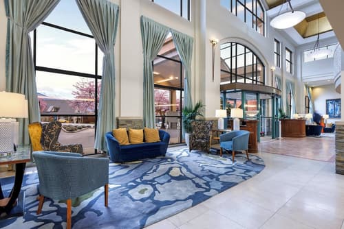 Millennium Hotel Queenstown, Lobby