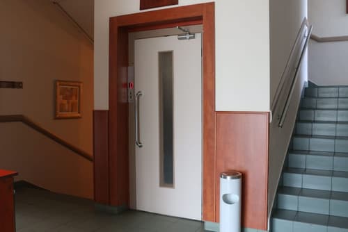 Hotel Charles, Lobby