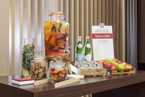 NH Collection Berlin Mitte am Checkpoint Charlie, Reception