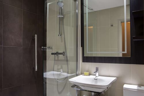 DoubleTree by Hilton Edinburgh City Centre, Room