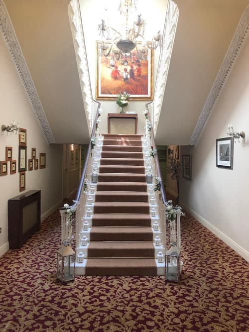 Castle Oaks House Hotel, Lobby