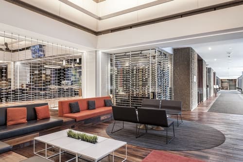 Hotel Bonaventure Montreal, Lobby