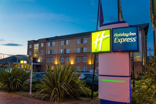 Holiday Inn Express Cardiff Bay by IHG, Exterior