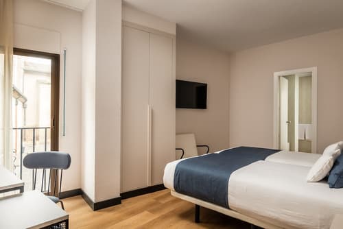 Hotel Don Jaime 54, Room