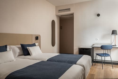 Hotel Don Jaime 54, Room