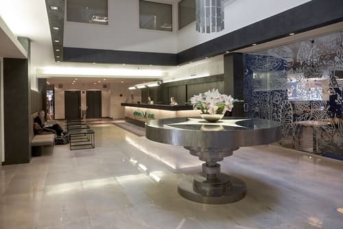 Hotel Metropol, Interior entrance
