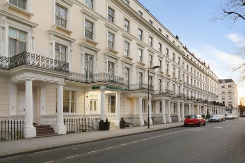 Park Avenue Bayswater Inn Hyde Park, Interior entrance