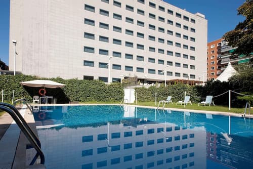 NH Madrid Ventas, Pool