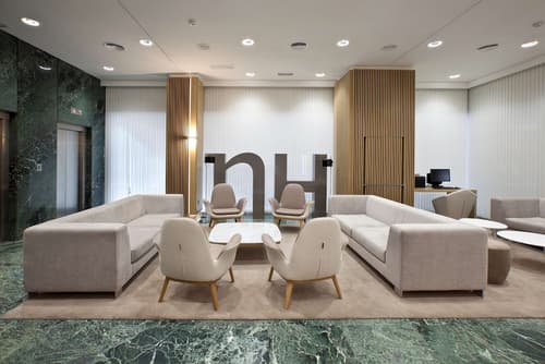 NH Madrid Ventas, Lobby