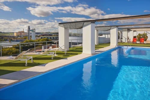 NH Sevilla Plaza de Armas, Pool