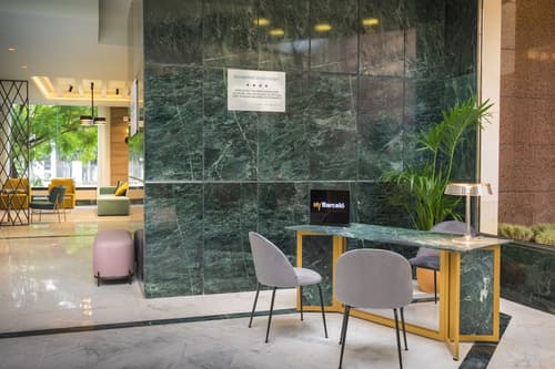 Occidental Sevilla Viapol, Reception