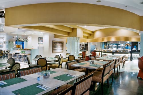 The Papandayan, Restaurant