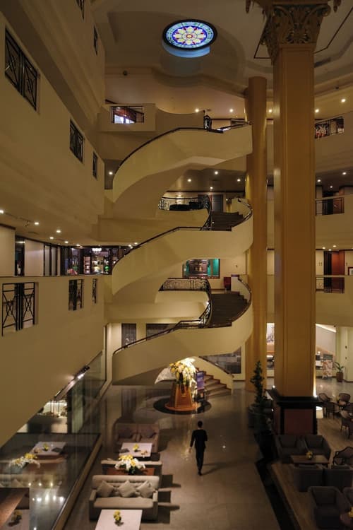 Royal Phuket City Hotel, Lobby sitting area