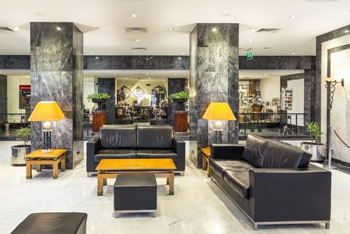 Radisson Blu Hotel, Lobby sitting area