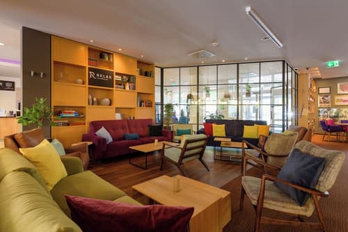 Leonardo Hotel Hannover Medical Park, Lobby sitting area