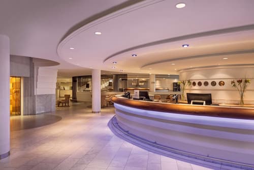 Hilton Stockholm Slussen, Reception