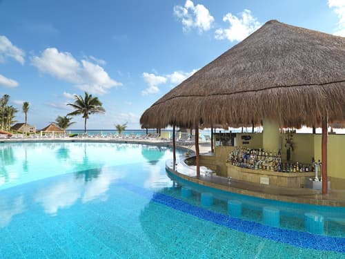 Paradisus Cancún – All Inclusive, Pool