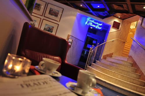 Flandrischer Hof, Interior entrance