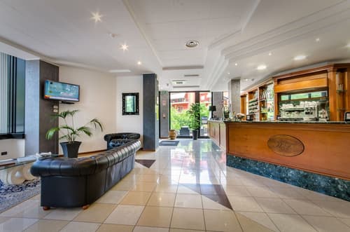 Hotel Federico II, Interior entrance