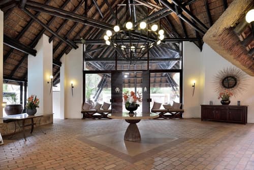 Kwa Maritane Bush Lodge, Lobby
